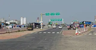 ফরিদপুরে অস্ত্র হাতে মহাসড়ক অবরোধ, সাবেক ইউপি চেয়ারম্যানসহ আটক ৩